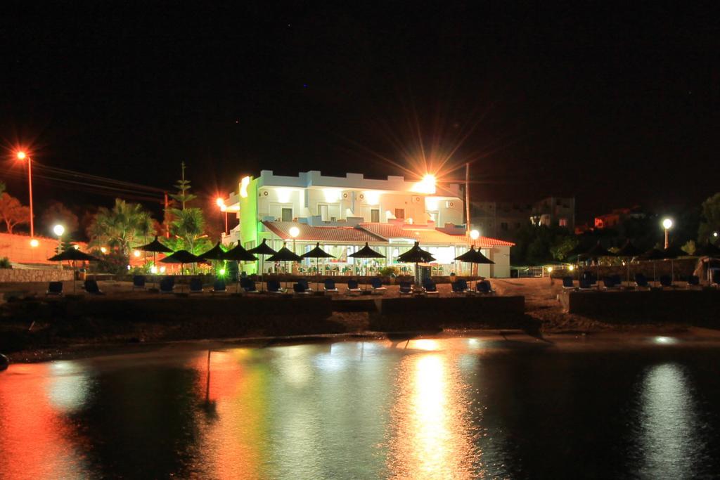 Hotel Artur Ксаміл Екстер'єр фото